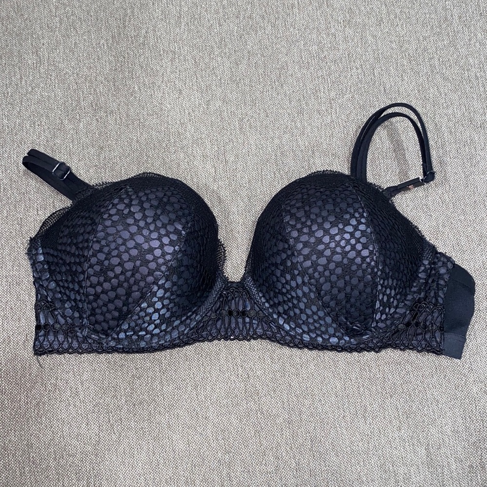 Victoria’s Secret Very Sexy Bra-36B-Authentic-NWT